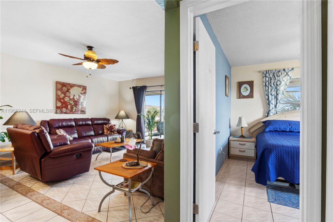 16750 NE 14th Ave , Unit 301, Miami, FL 33162 Photo