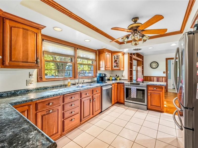 4250 Oak Knoll Drive, Boardman, OH 44512 Photo 8