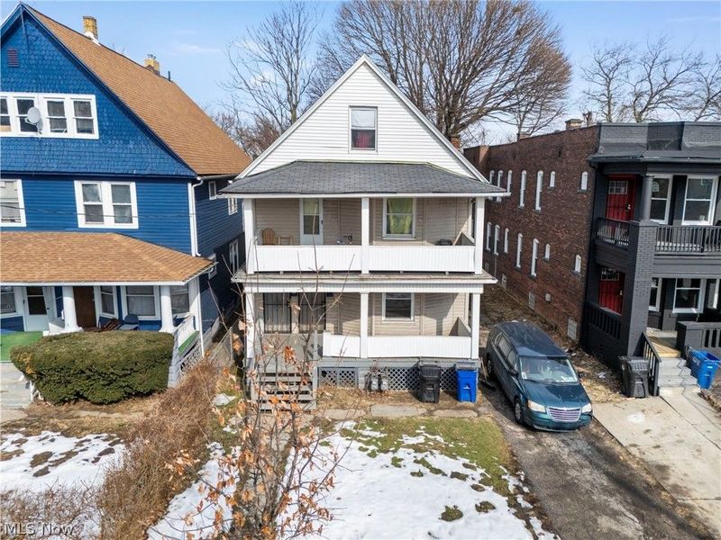 10301 Kempton, Cleveland, OH 44108 Photo 6