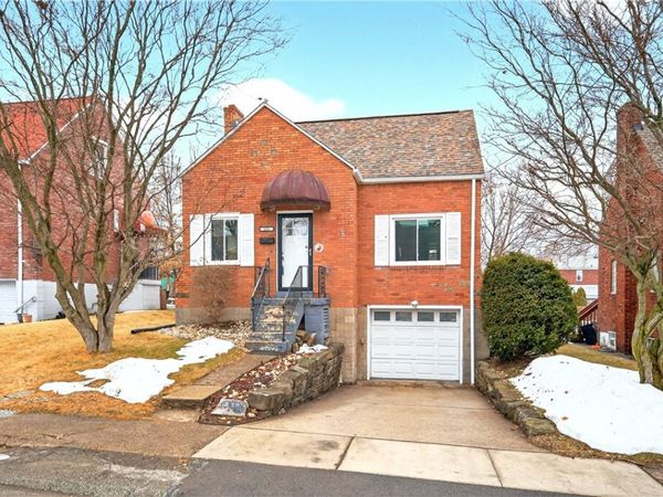 220 HARDEN AVENUE, Duquesne, PA 15110