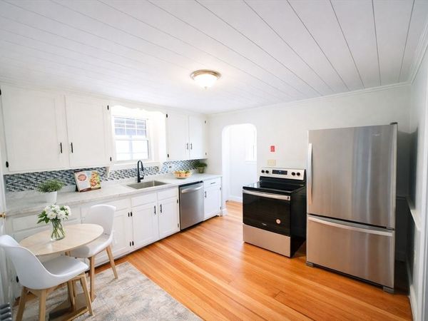 14 Paul Revere Rd, Unit 1, Arlington, MA 02476