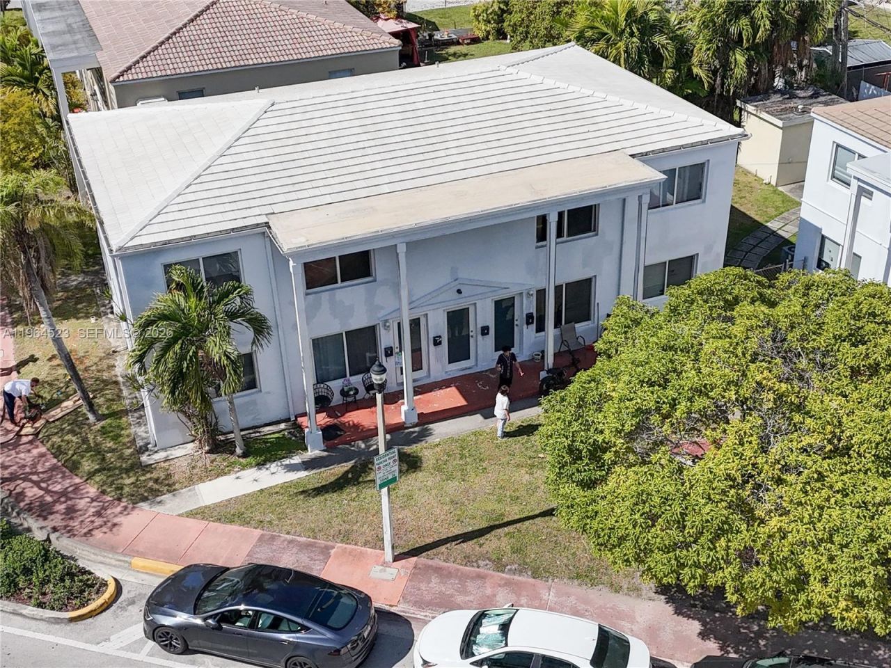8100 Crespi Blvd, Unit 3, Miami Beach, FL 33141 Photo