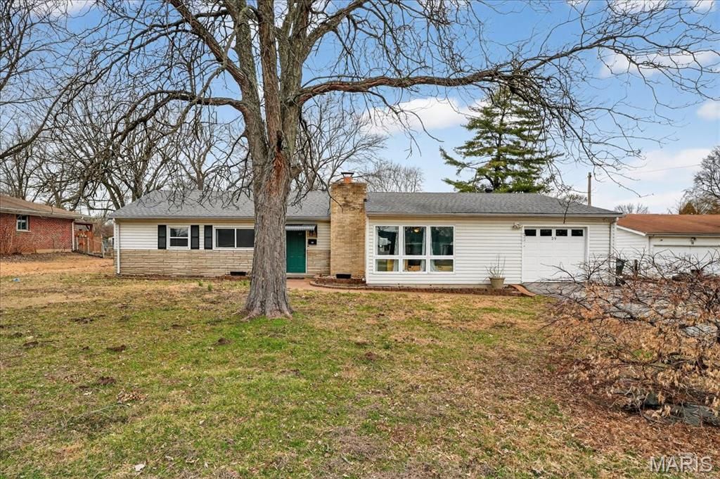 39 Airshire Place, Hazelwood, MO 63042 Main Photo