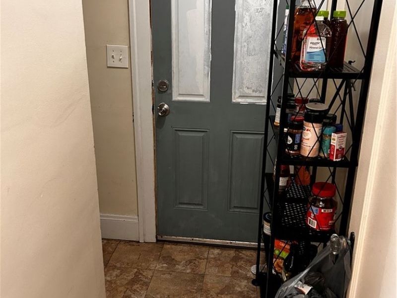 8910 Jeffries Avenue, Cleveland, OH 44105 Photo 26