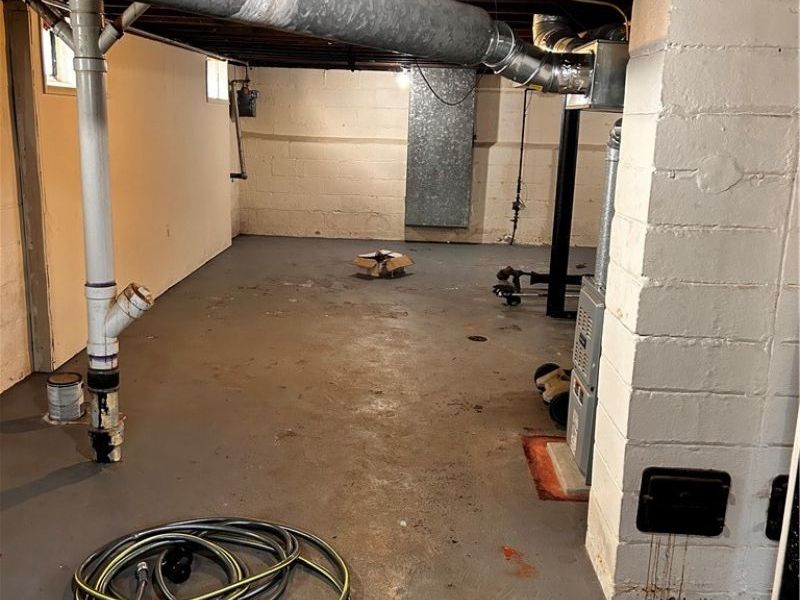 8910 Jeffries Avenue, Cleveland, OH 44105 Photo 32