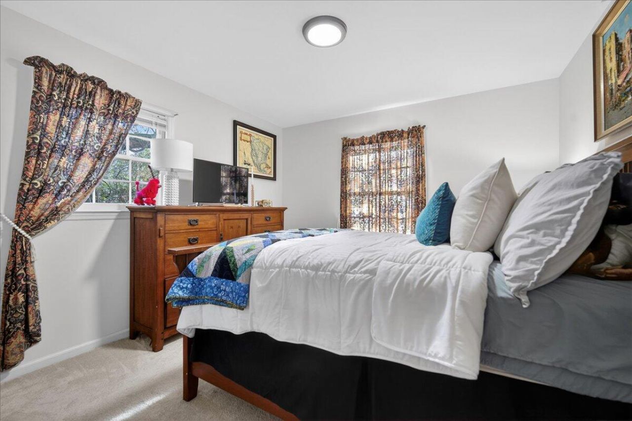 1718 Jervey Avenue Photo 22