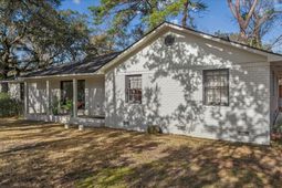 1718 Jervey Avenue photo 4