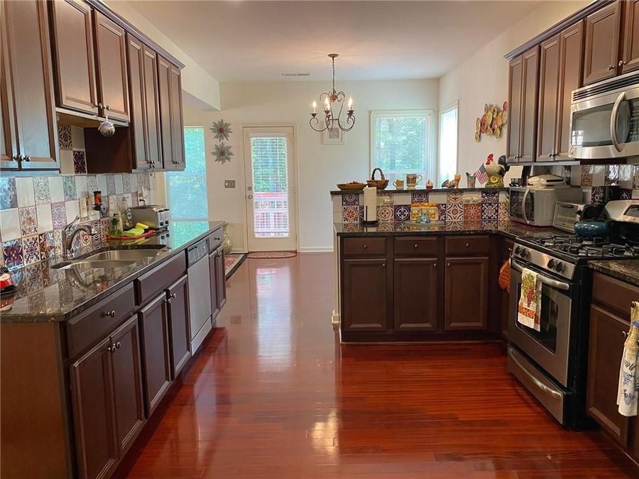 Property Image 9