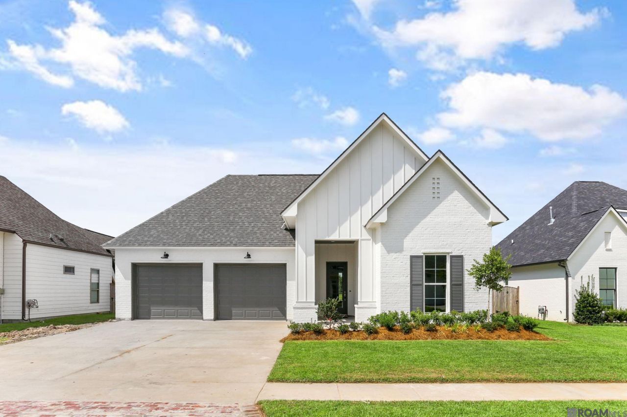 4439 Camargue Avenue, Baton Rouge, LA 70820 Main Photo