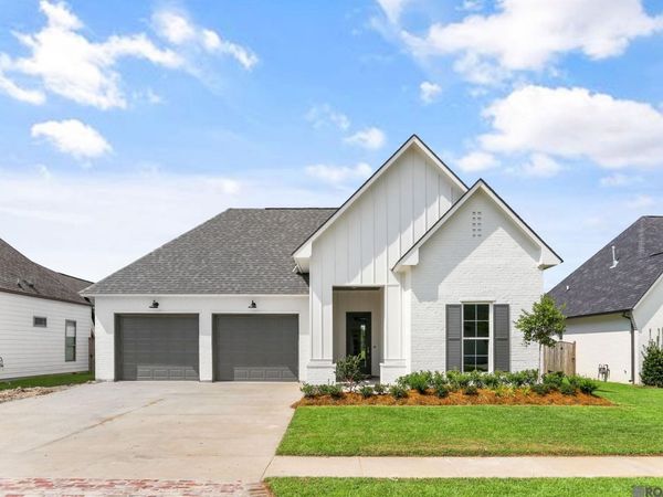 4439 Camargue Avenue, Baton Rouge, LA 70820