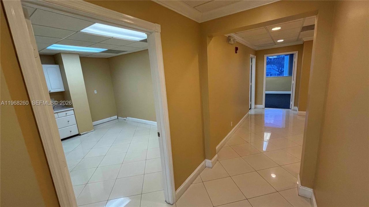 2727 E Oakland Park Blvd, Unit 200, Fort Lauderdale, FL 33306 Photo