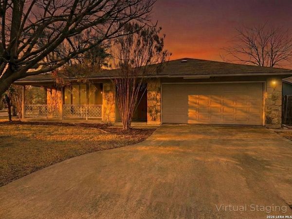 8218 Greenham, San Antonio, TX 78239