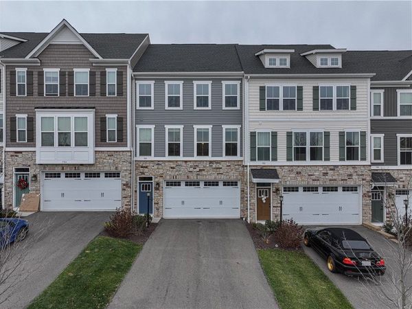 504 Florida, Cranberry, PA 16066