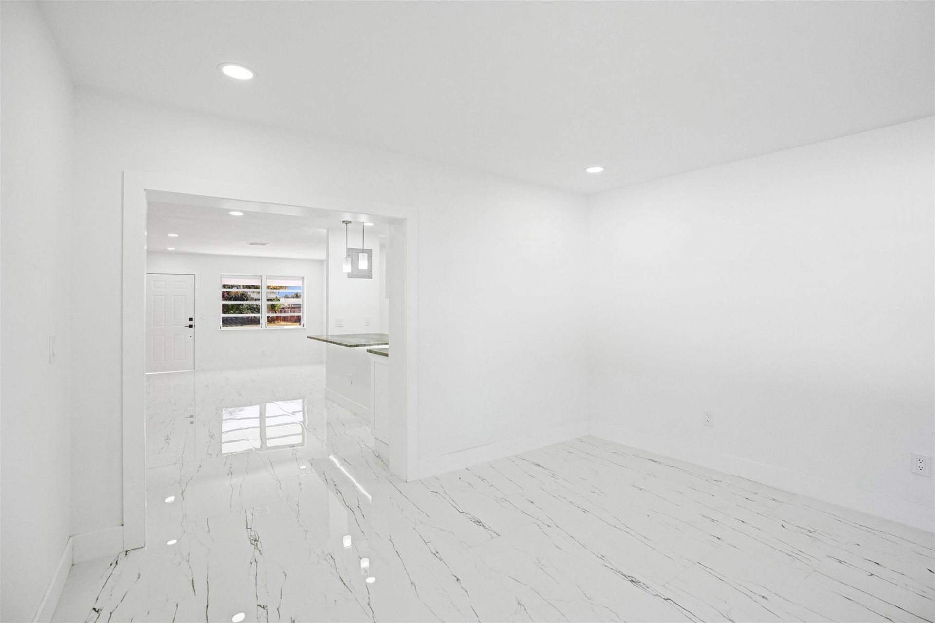 1437 SW 1st Avenue, Deerfield Beach, FL 33441 Photo
