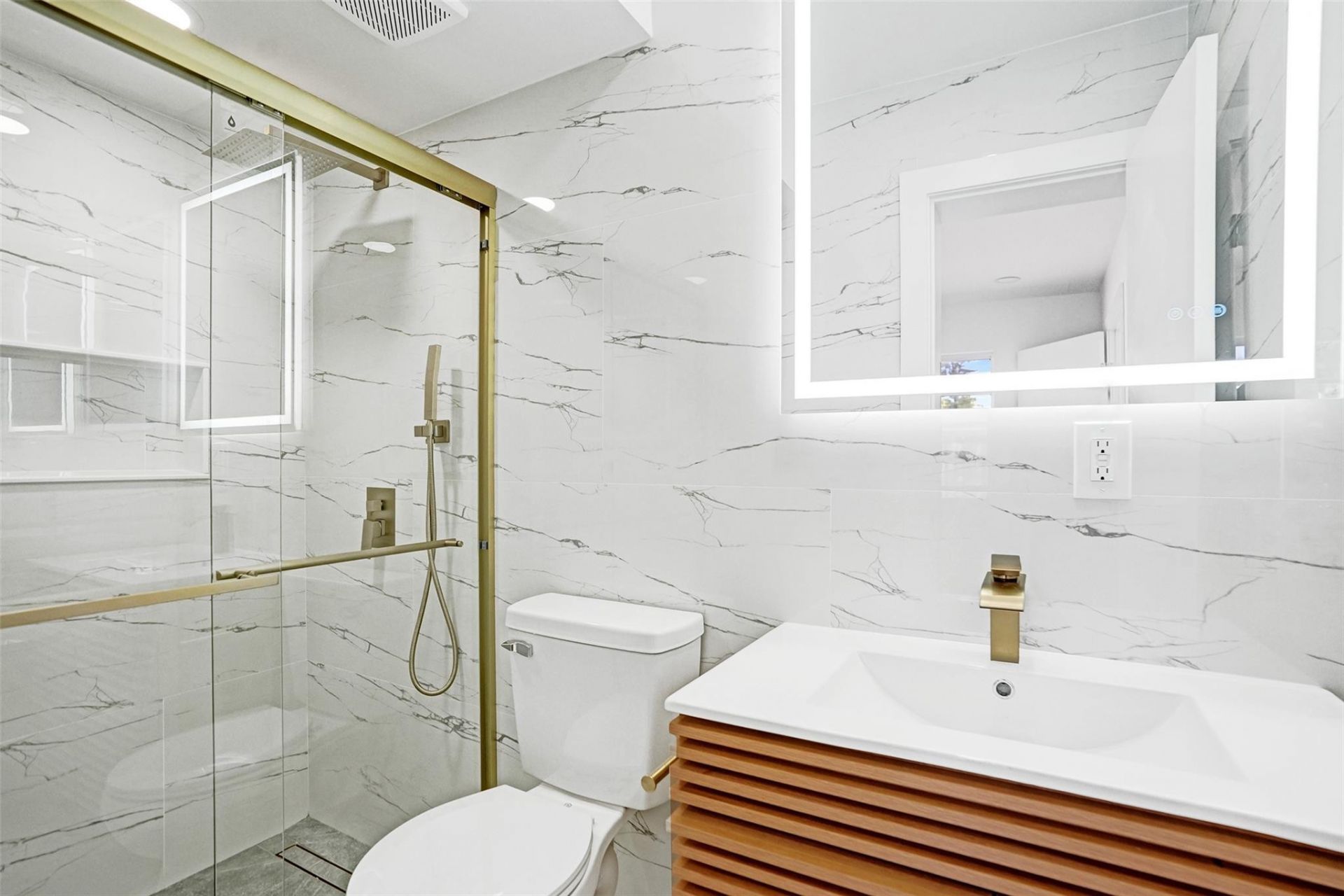 1437 SW 1st Avenue, Deerfield Beach, FL 33441 Photo