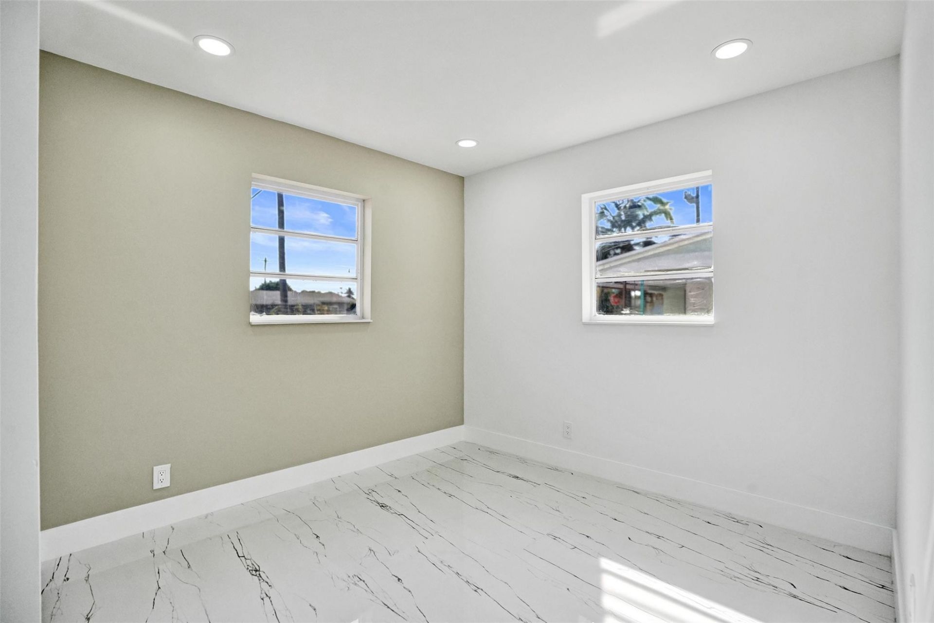 1437 SW 1st Avenue, Deerfield Beach, FL 33441 Photo