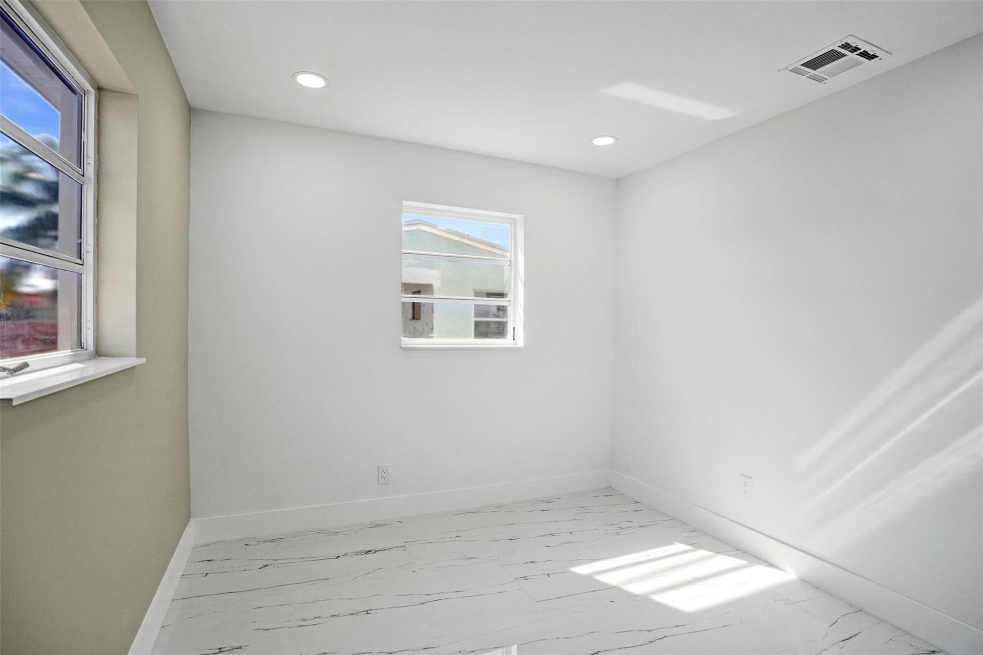 1437 SW 1st Avenue, Deerfield Beach, FL 33441 Photo