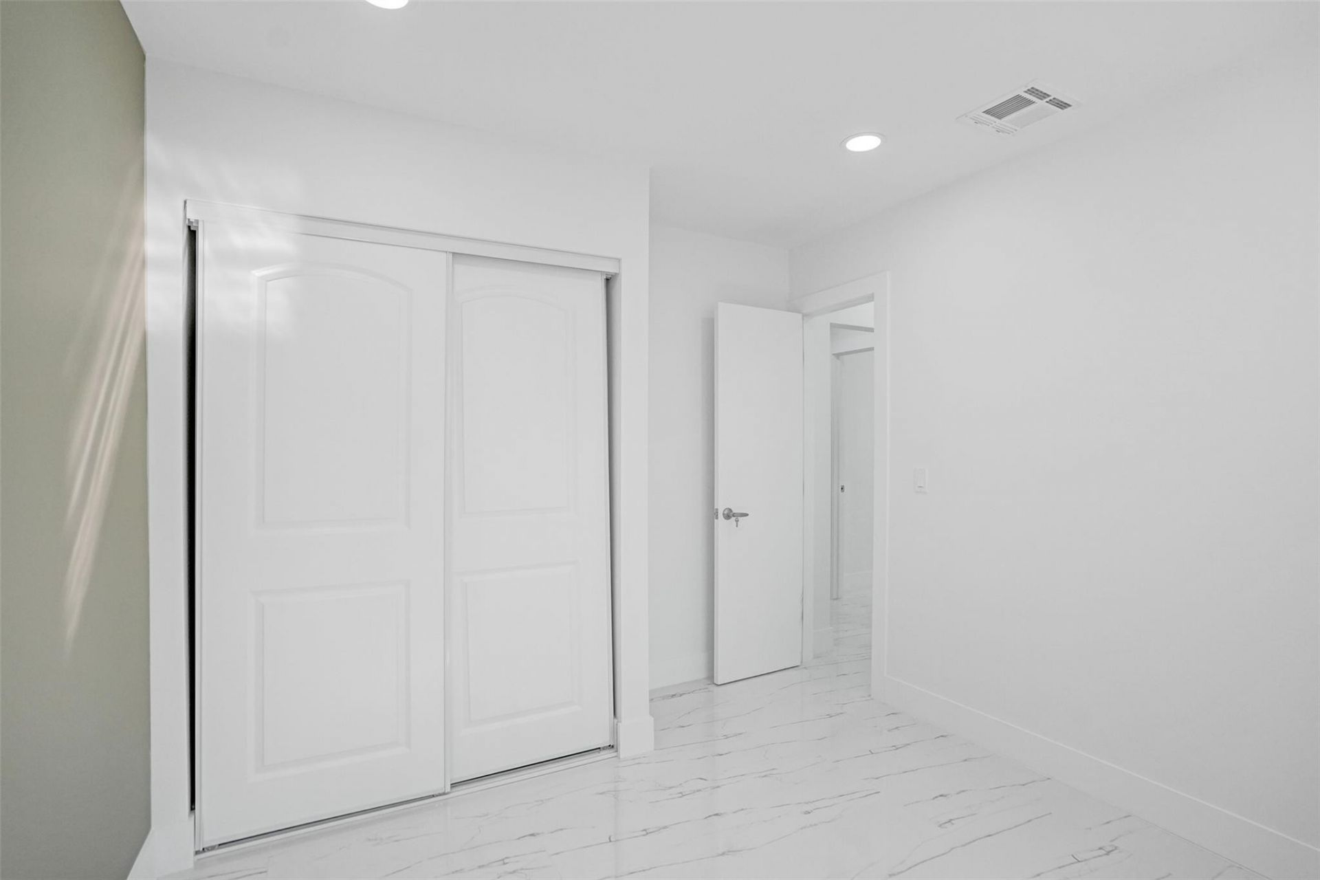 1437 SW 1st Avenue, Deerfield Beach, FL 33441 Photo