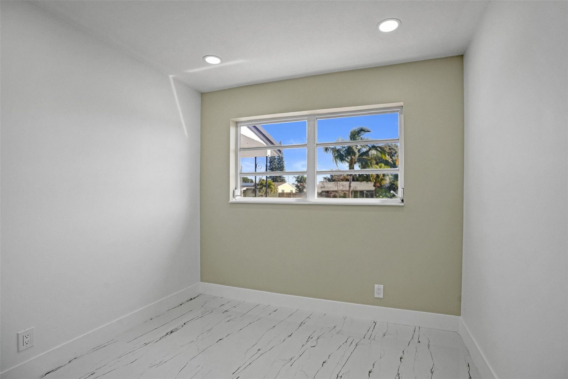 1437 SW 1st Avenue, Deerfield Beach, FL 33441 Photo