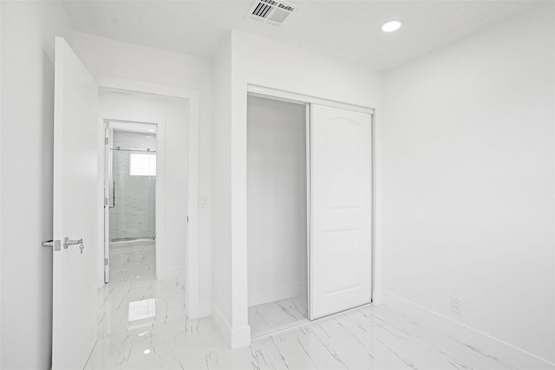 1437 SW 1st Avenue, Deerfield Beach, FL 33441 Photo