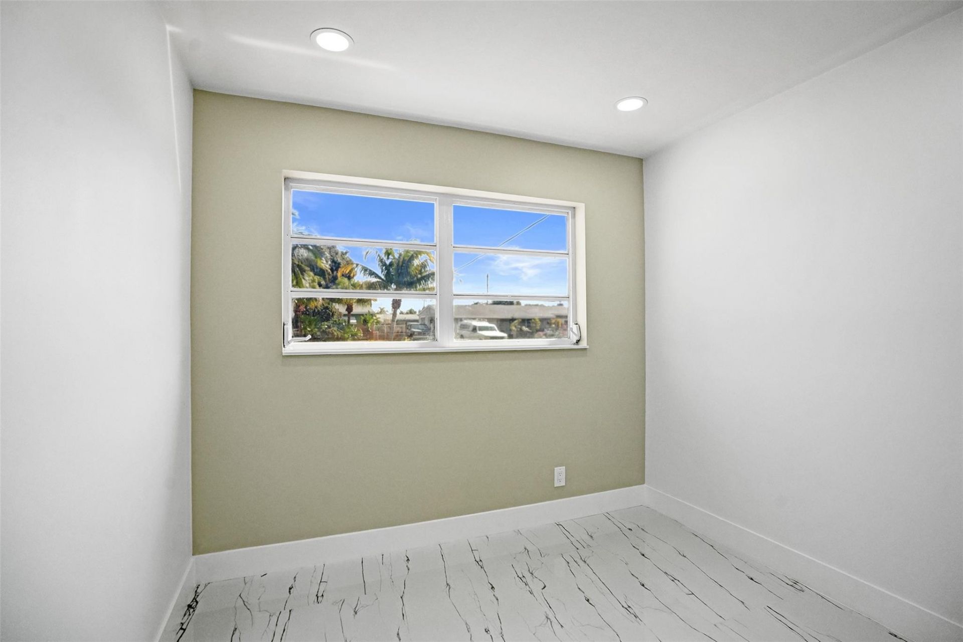 1437 SW 1st Avenue, Deerfield Beach, FL 33441 Photo
