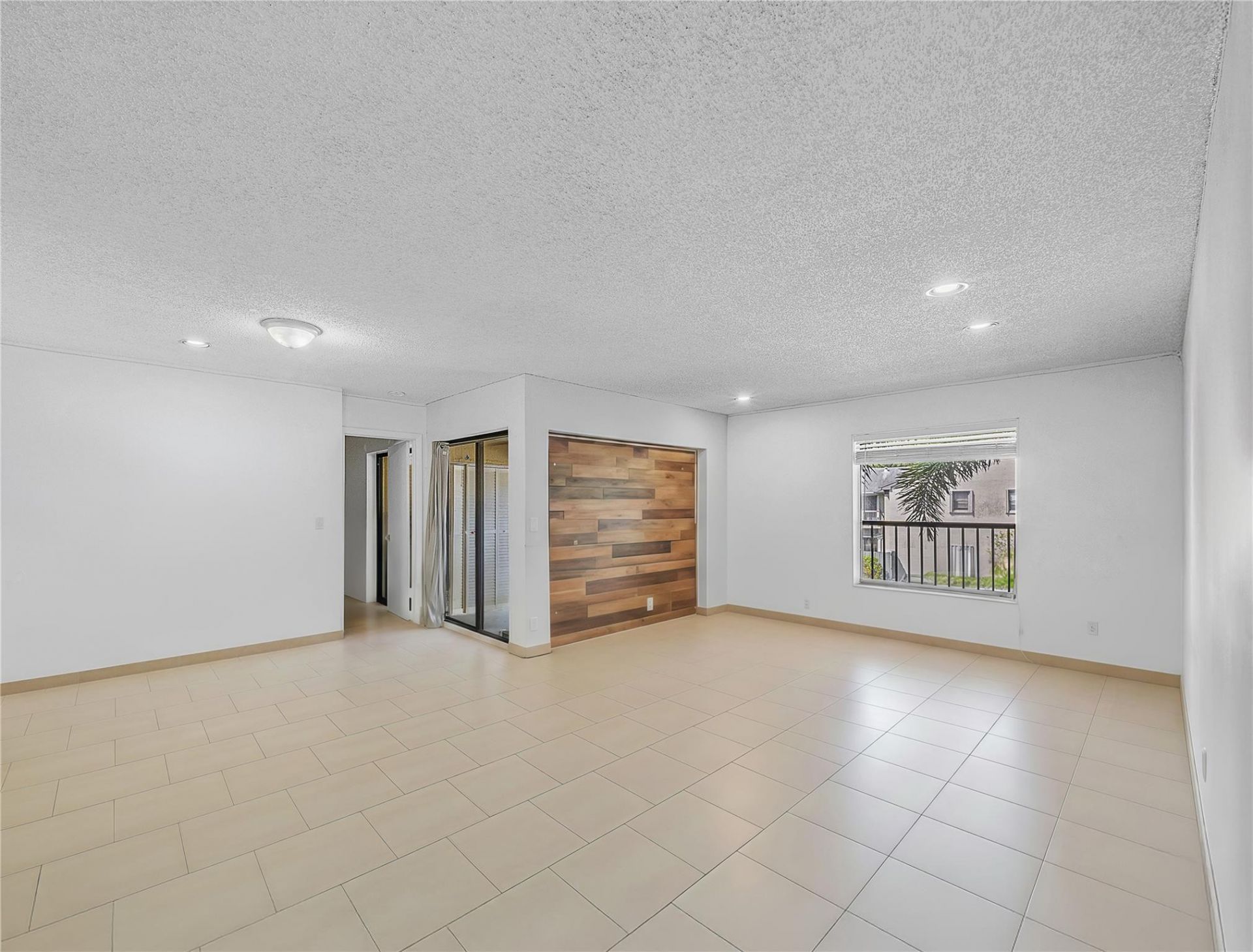 3413 Cocoplum Circle, Unit 3407, Coconut Creek, FL 33063 Photo