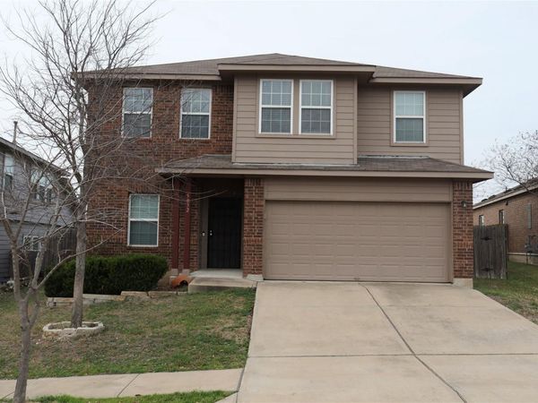 5032 Irvine LN, Del Valle, TX 78617