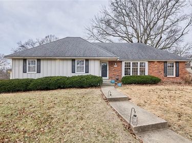12800 Crystal Avenue, Grandview, MO 64030