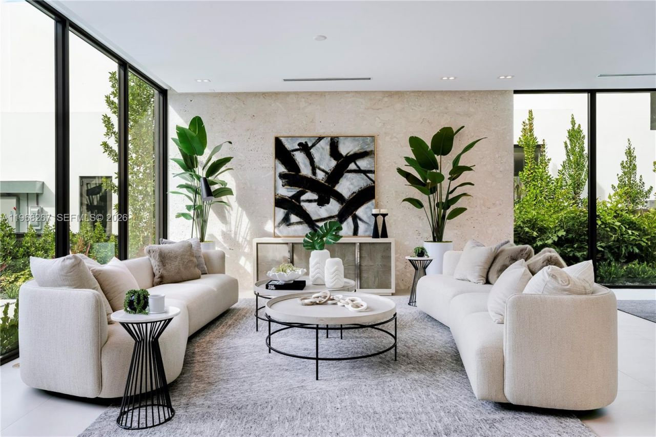 4081 Hardie Ave, Miami, FL 33133 Photo