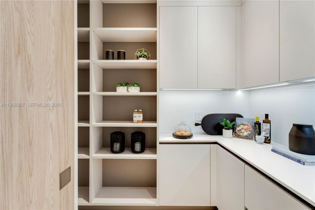 4081 Hardie Ave, Miami, FL 33133 Photo