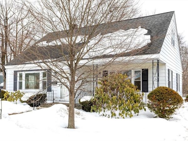 14 Viscoloid Avenue, Leominster, MA 01453