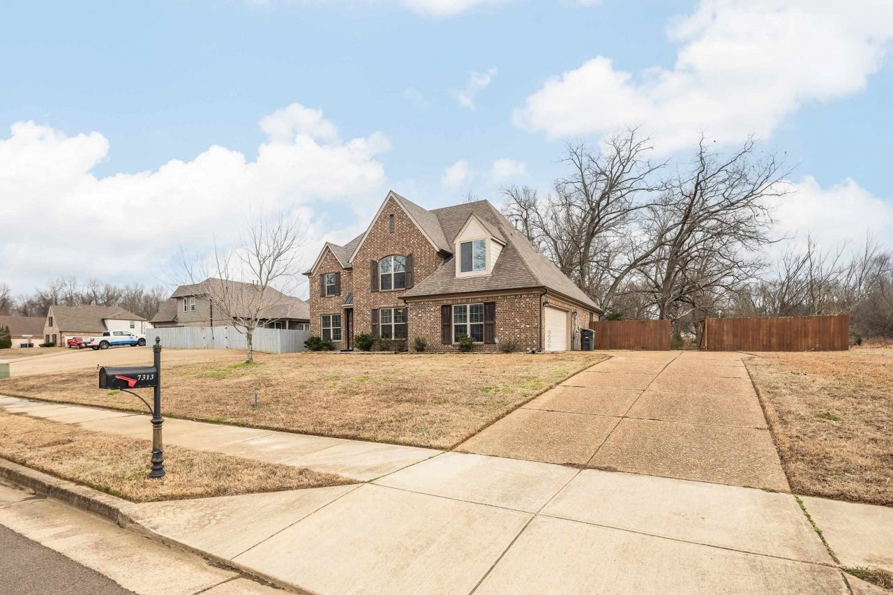 7313 Shadow Run Ln, Bartlett, TN 38002 Main Photo