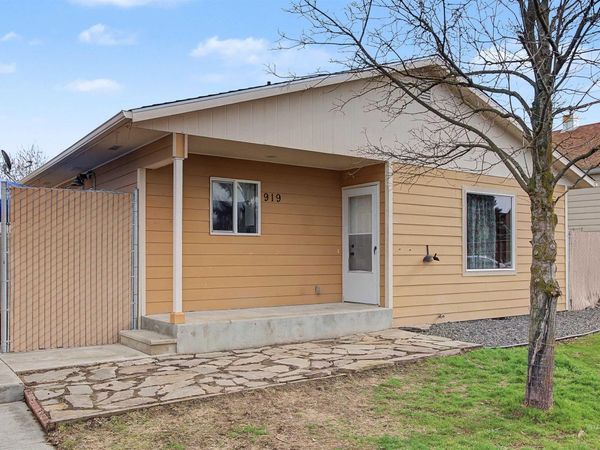 919 9th Street, Clarkston, WA 99403