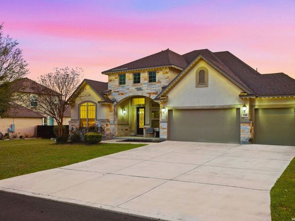 3208 Jasons Way, Marion, TX 78124