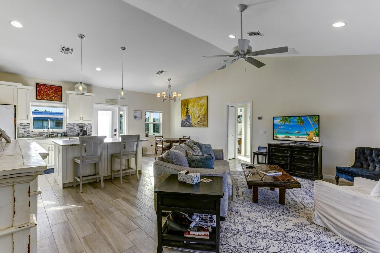 555 Piedmont Rd, Sanibel, FL 33957 Photo