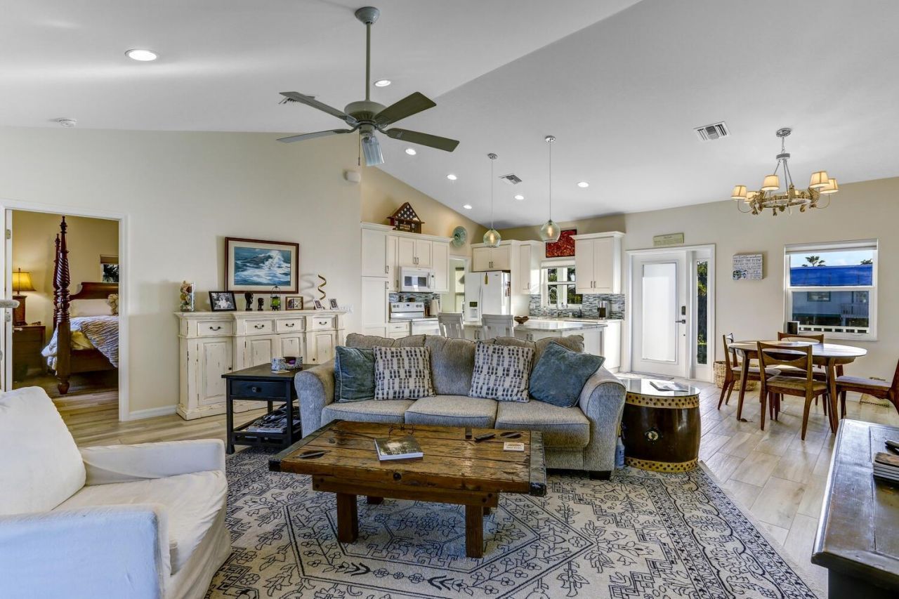 555 Piedmont Rd, Sanibel, FL 33957 Photo