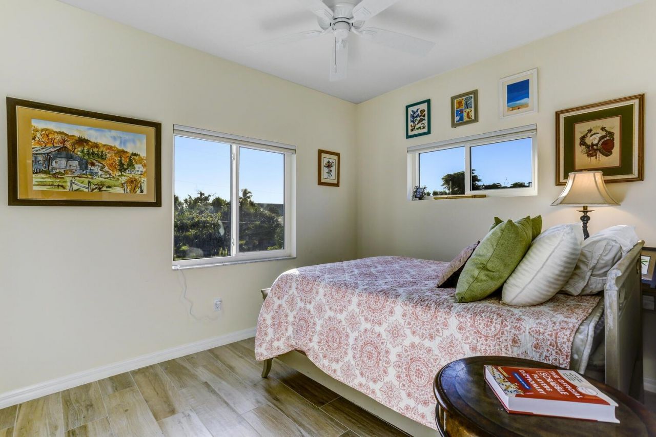 555 Piedmont Rd, Sanibel, FL 33957 Photo