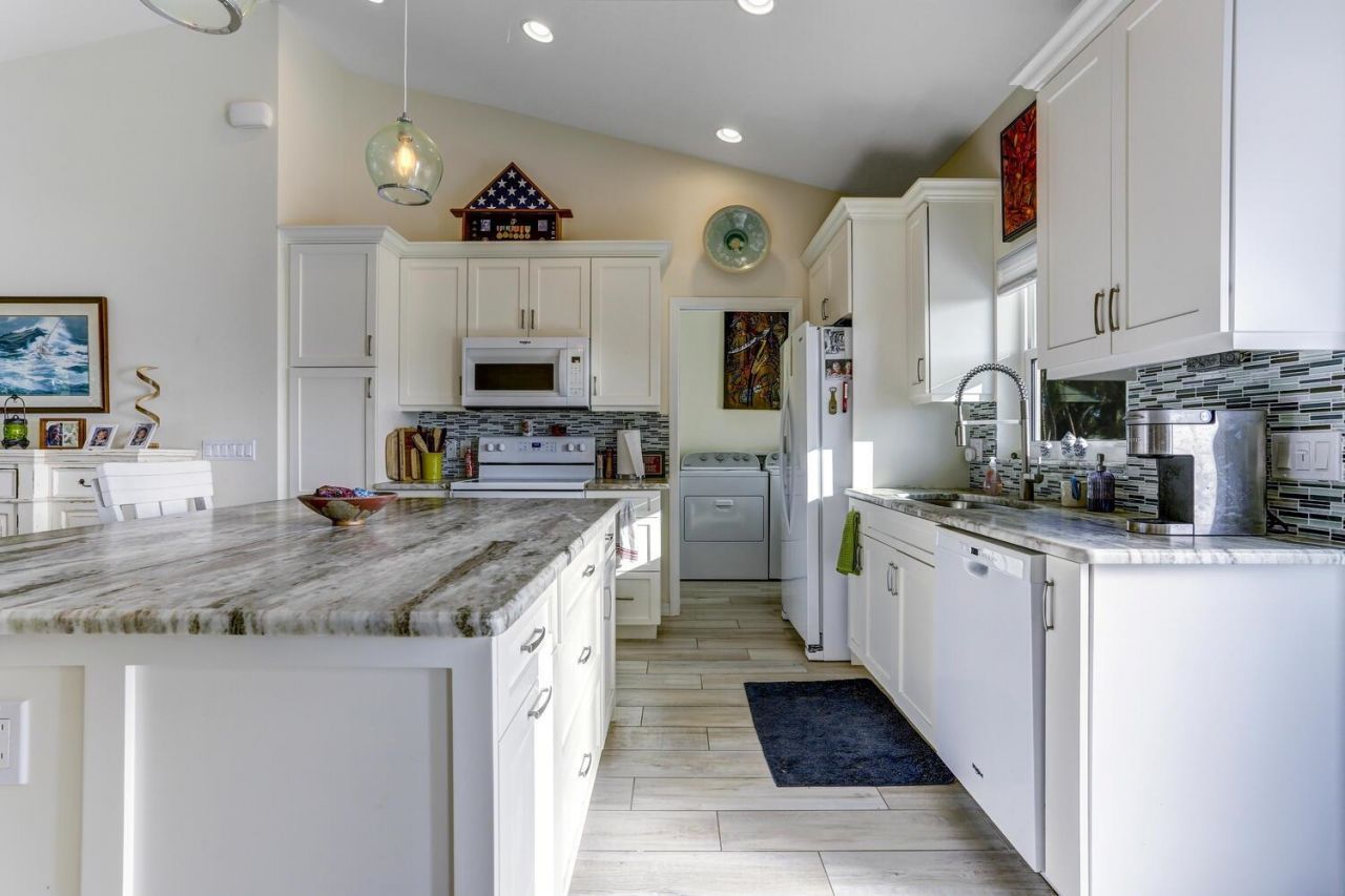 555 Piedmont Rd, Sanibel, FL 33957 Photo