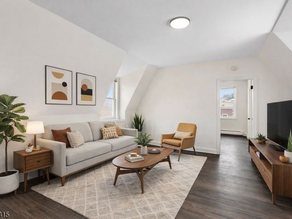 676 Chestnut St, Unit 3, Kearny, NJ 07032