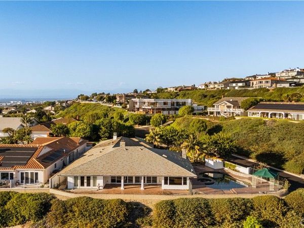 1 Jade, Corona Del Mar, CA 92625