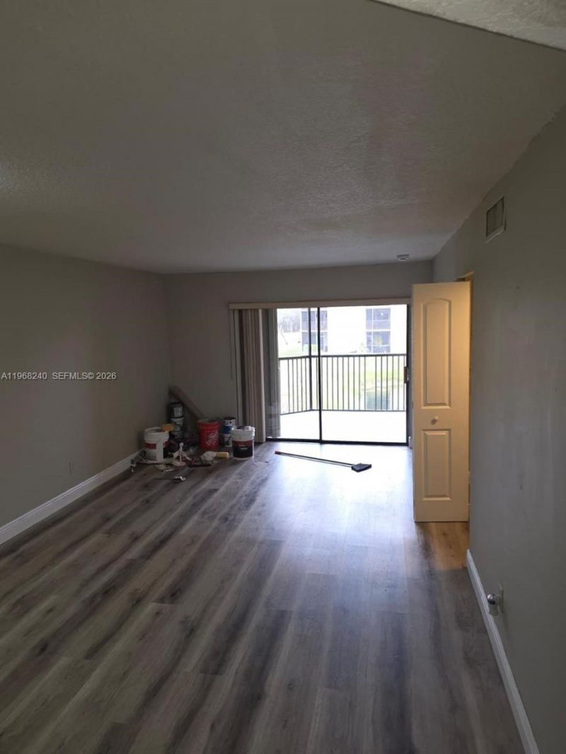 3399 Foxcroft Rd , Unit 203, Miramar, FL 33025 Photo