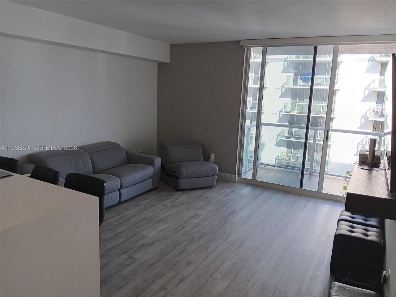 5085 NW 7th St, Unit 1412, Miami, FL 33126 Photo