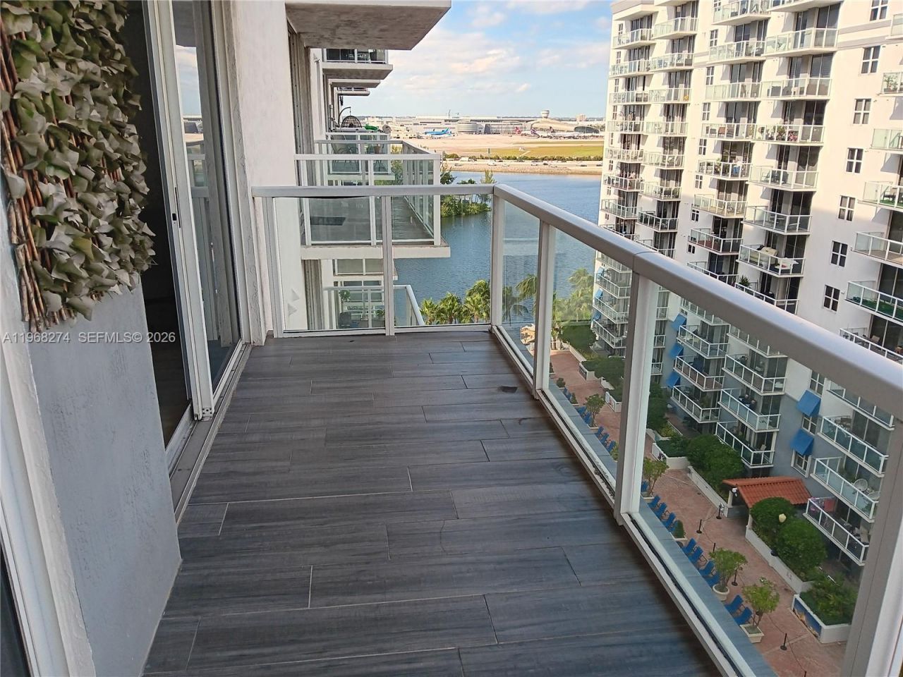 5085 NW 7th St, Unit 1412, Miami, FL 33126 Photo