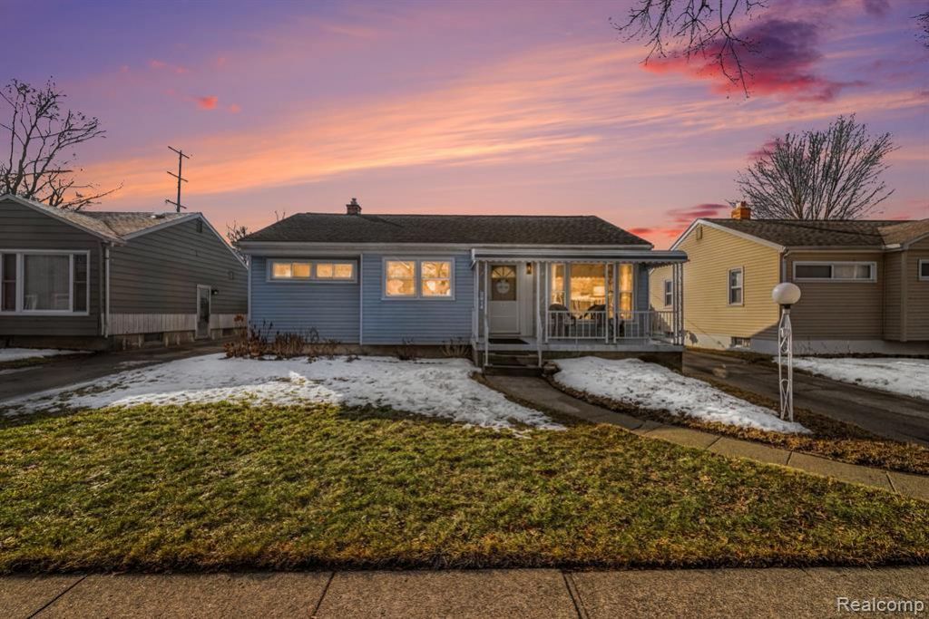 3814 Beechwood Avenue, Flint, MI 48506 Main Photo