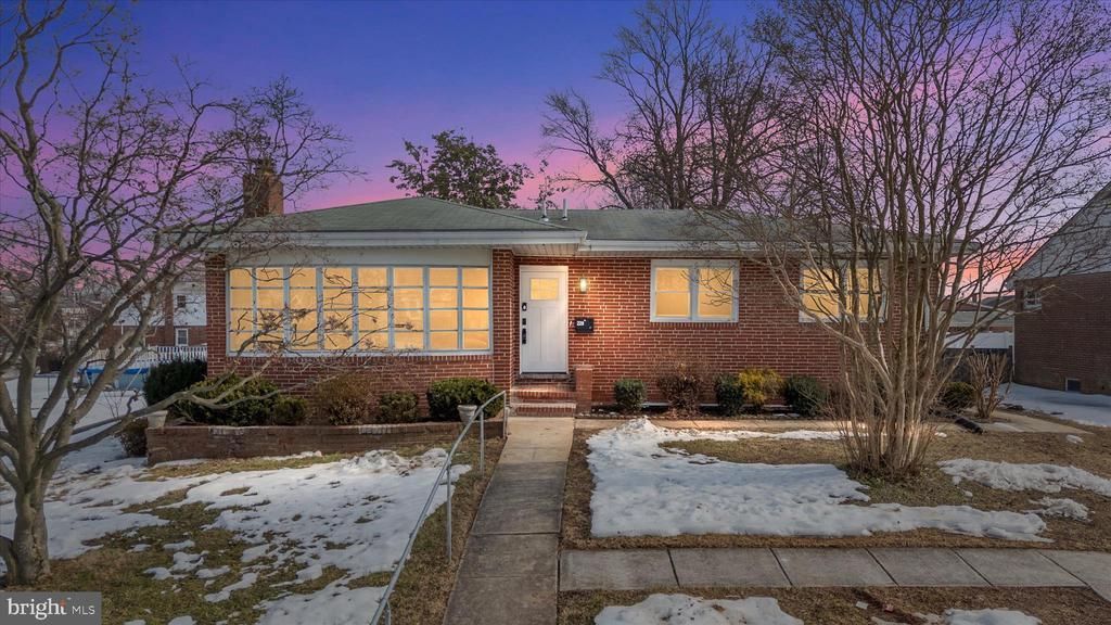 229 Sipple Avenue, Nottingham, MD 21236 Main Photo