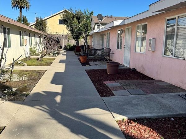 528 Cherry, Unit C, Long Beach, CA 90802