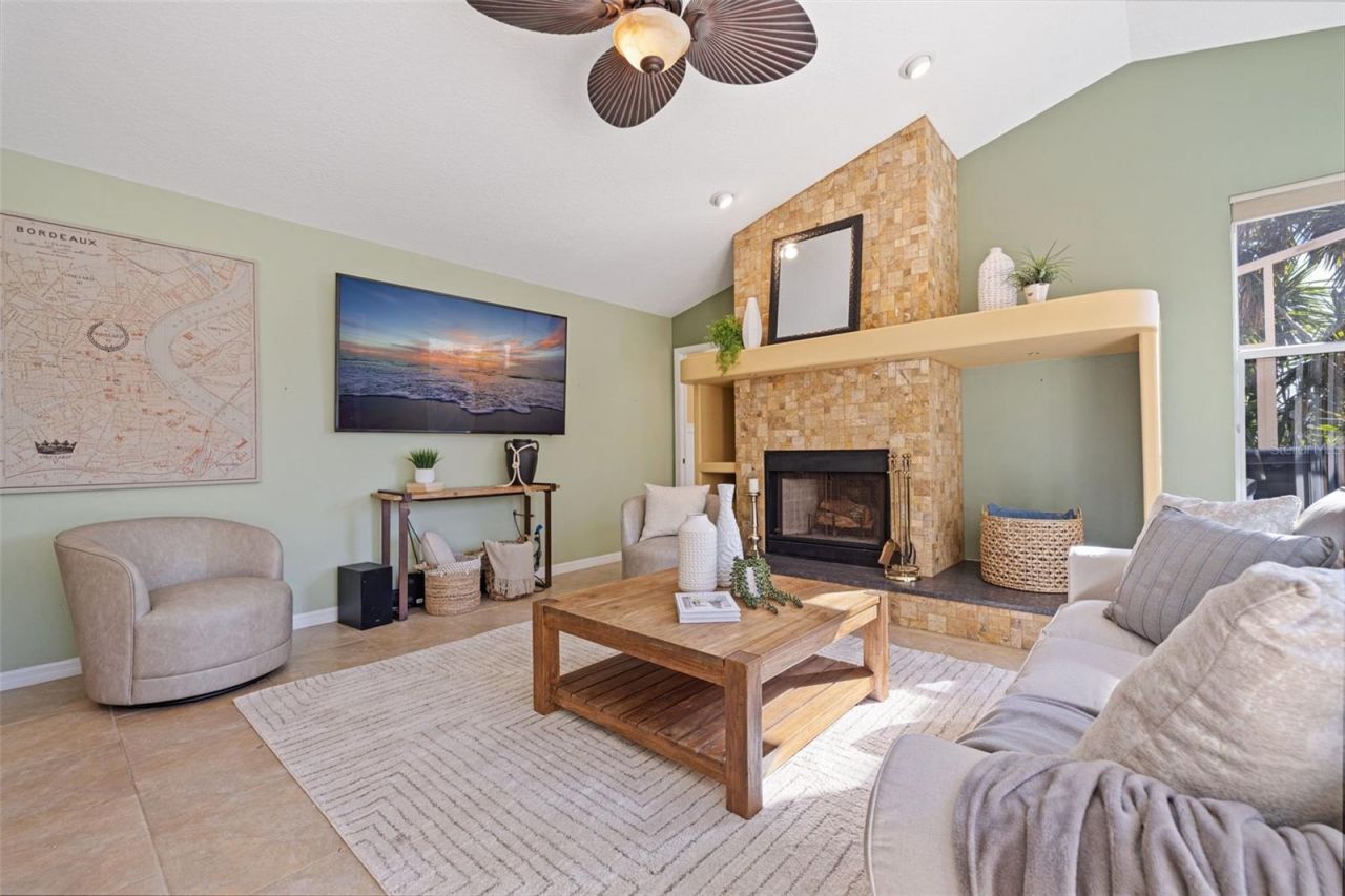 1144 Darlington Oak Drive Ne, Saint Petersburg, FL 33703 Photo