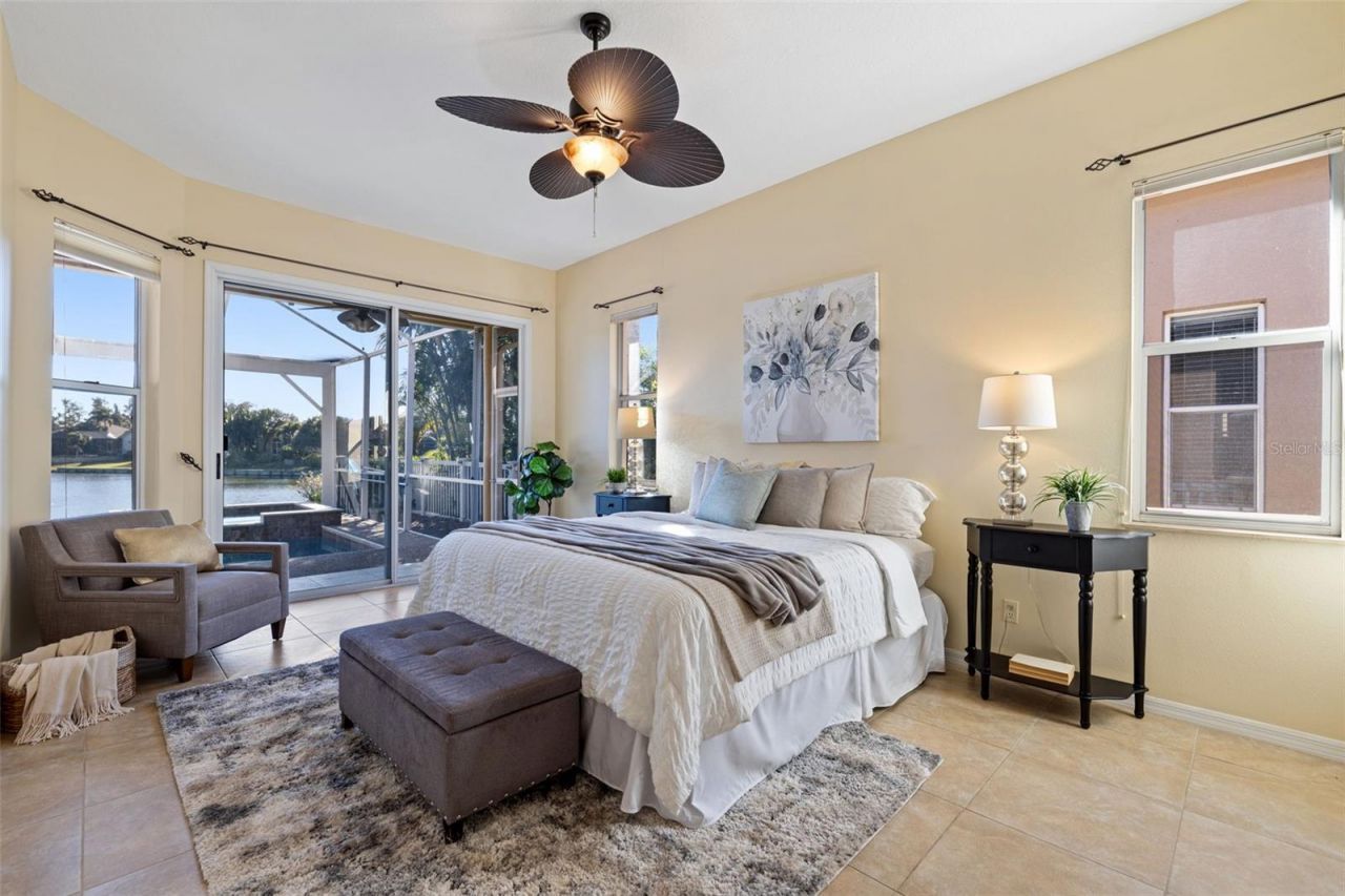 1144 Darlington Oak Drive Ne, Saint Petersburg, FL 33703 Photo