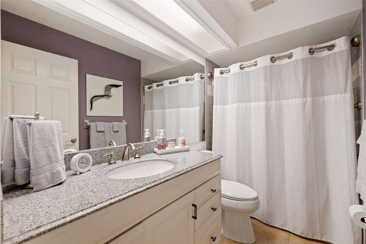 1144 Darlington Oak Drive Ne, Saint Petersburg, FL 33703 Photo