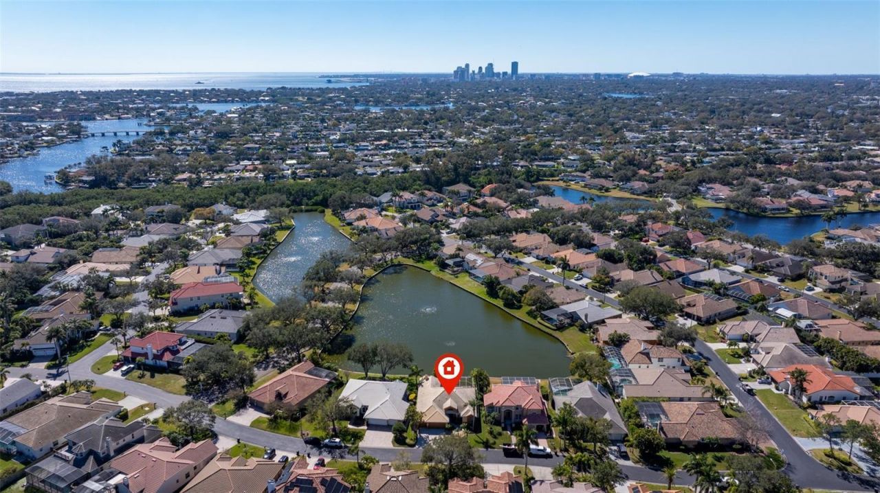 1144 Darlington Oak Drive Ne, Saint Petersburg, FL 33703 Photo